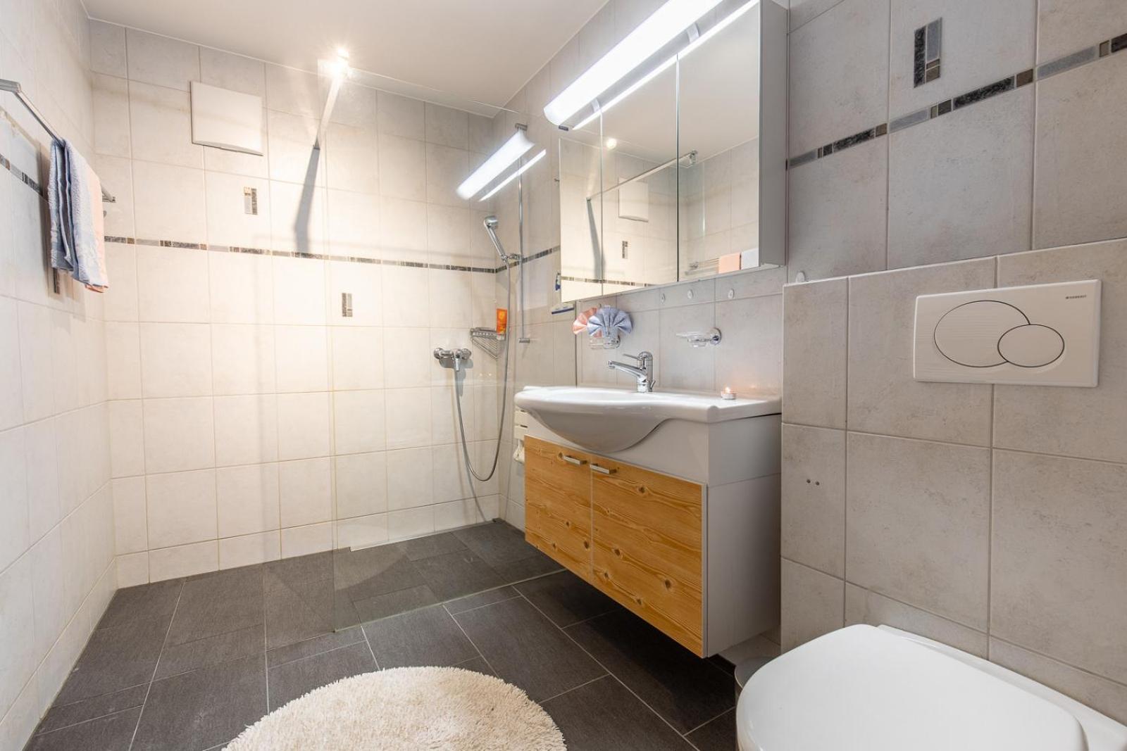 La Stuevetta Apartment Scuol Ngoại thất bức ảnh