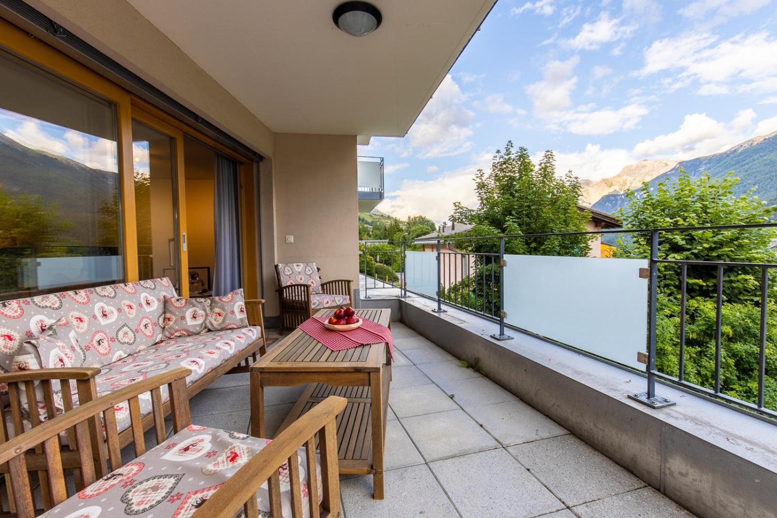 La Stuevetta Apartment Scuol Ngoại thất bức ảnh